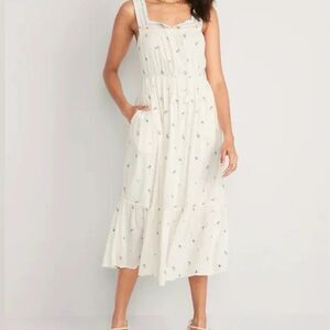 Old Navy Embroidered Summer Dress L Cotton Blend Boho Eyelet White Sun Dress